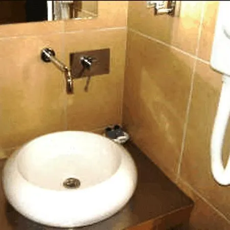 Aegli * غريفينا